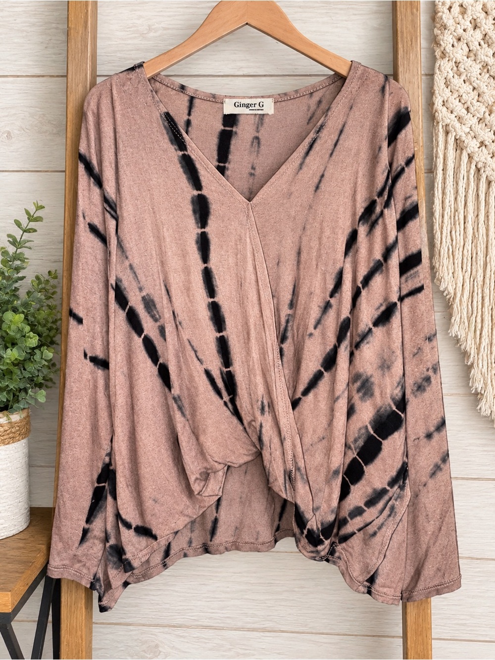 Ginger G Women's Dusty Rose Tie-Dye Twist Front Sweater
